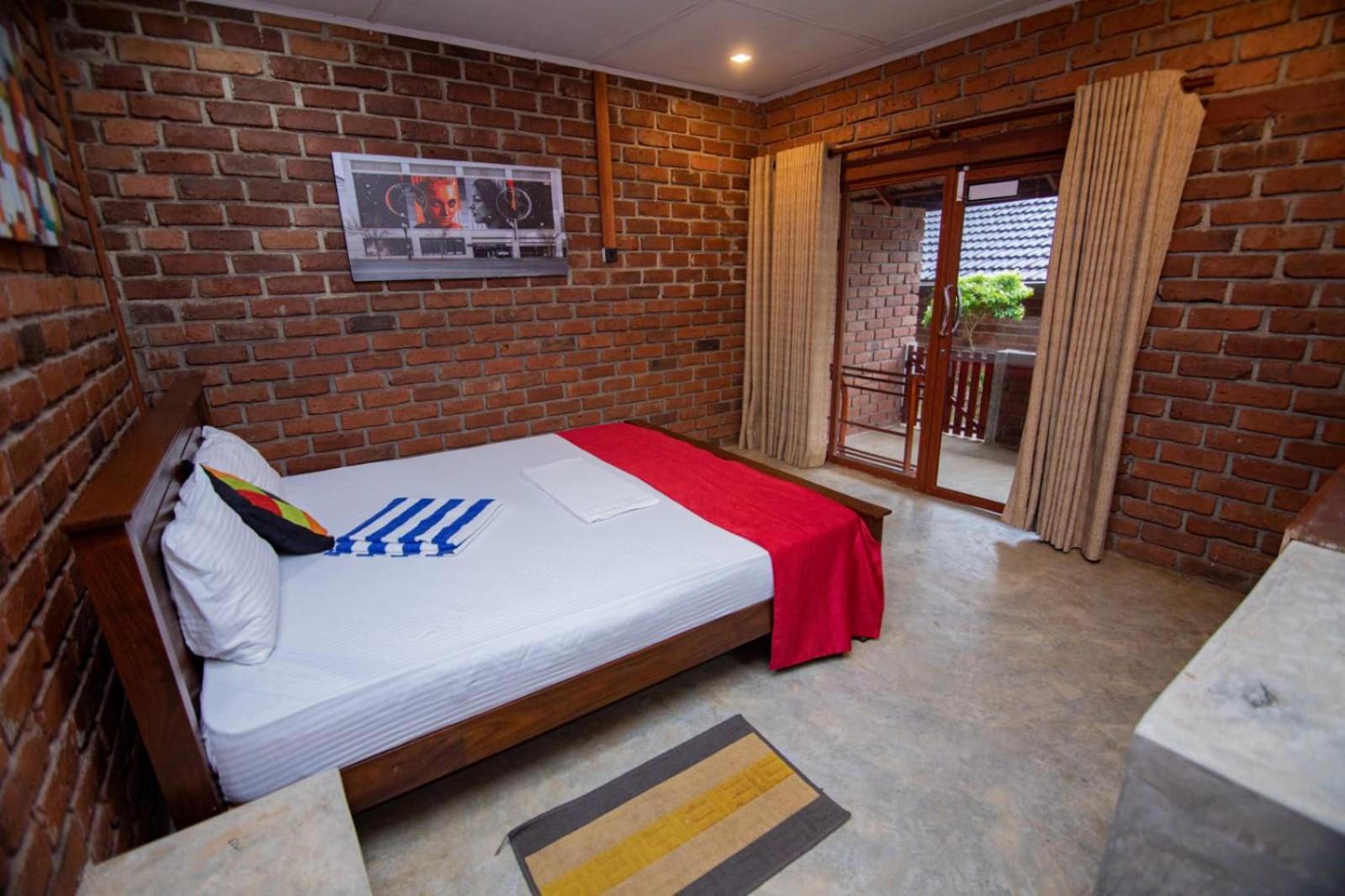 Click Hiriketiya Hotel Dikwella Eksteriør billede